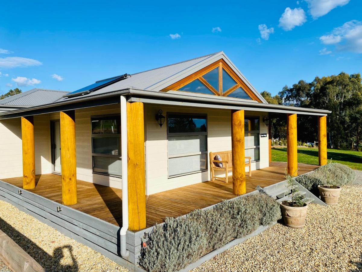 Daysend Cottages Merrijig Exterior photo